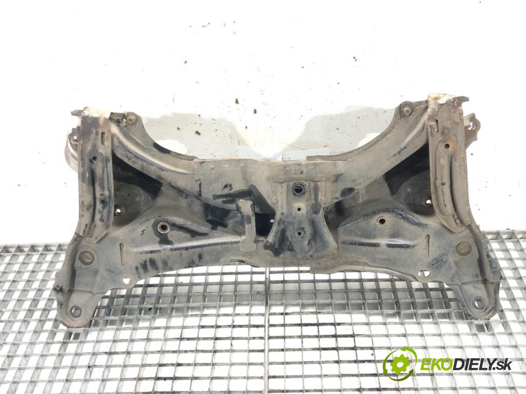 TOYOTA YARIS (_P9_) 2005 - 2014    1.4 D-4D (NLP90_) 66 kW [90 KM] olej napędowy 2005 - 2012  výztuha pod motor  (Výztuhy přední)
