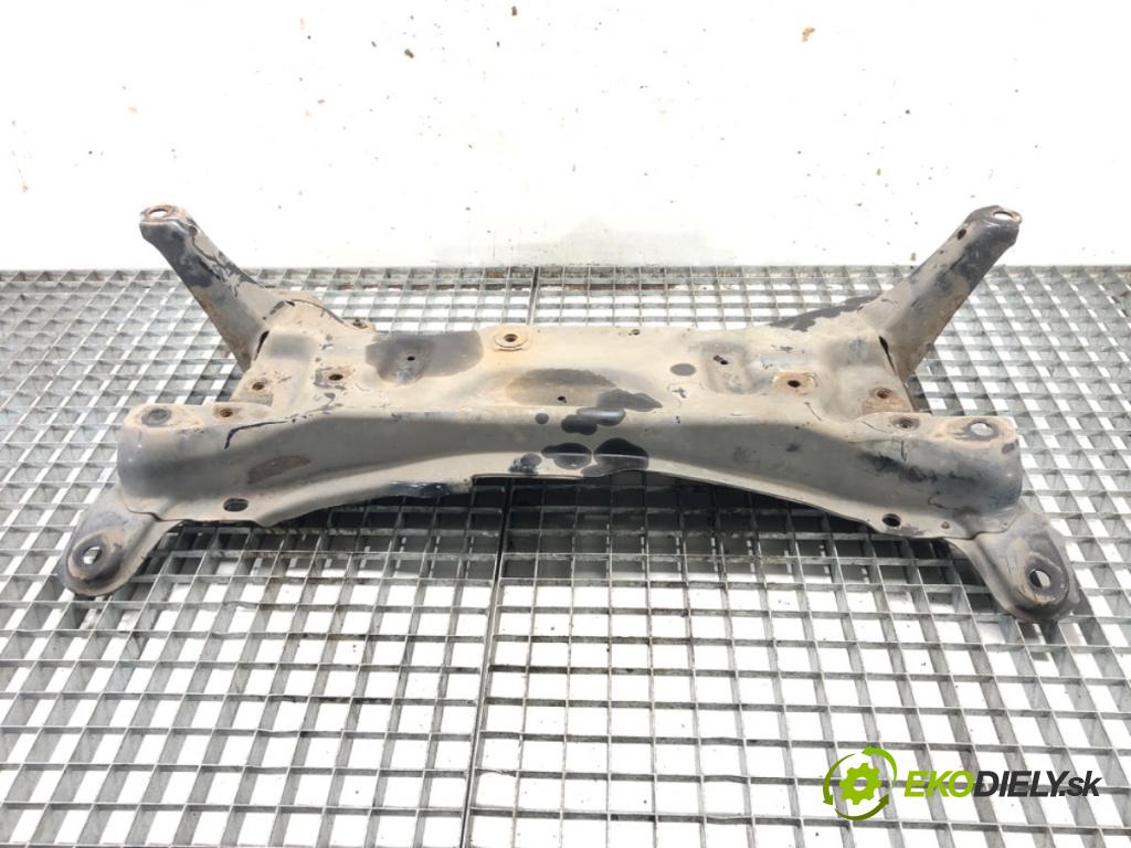 TOYOTA YARIS (_P9_) 2005 - 2014    1.4 D-4D (NLP90_) 66 kW [90 KM] olej napędowy 2005 - 2012  výztuha pod motor  (Výztuhy přední)