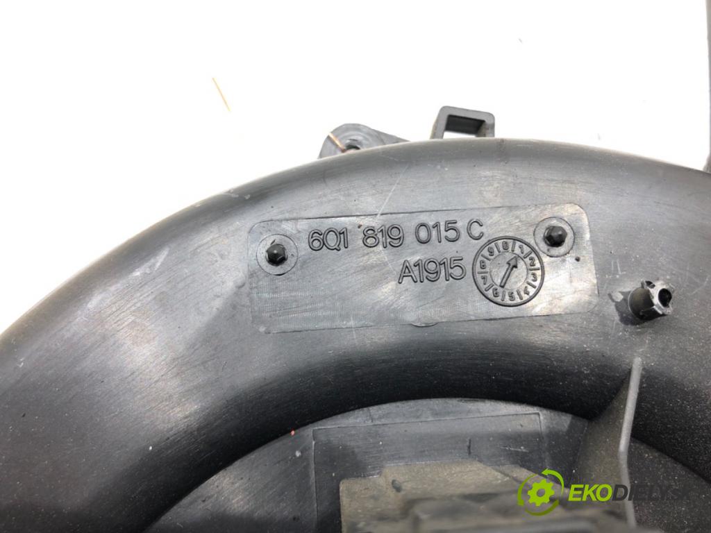 SEAT IBIZA III (6L1) 2002 - 2009    1.4 16V 55 kW [75 KM] benzyna 2002 - 2007  topení 6Q1819015C