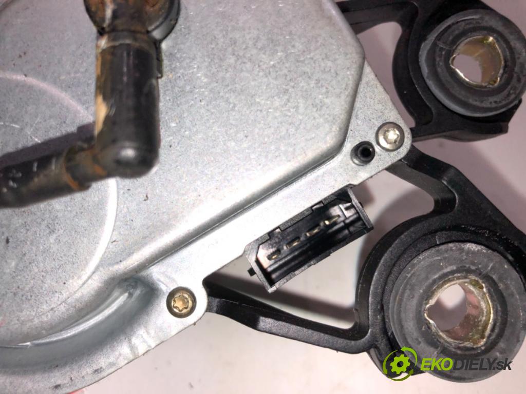 SEAT IBIZA III (6L1) 2002 - 2009    1.4 16V 55 kW [75 KM] benzyna 2002 - 2007  motor stěračů zadní část 6L6955711