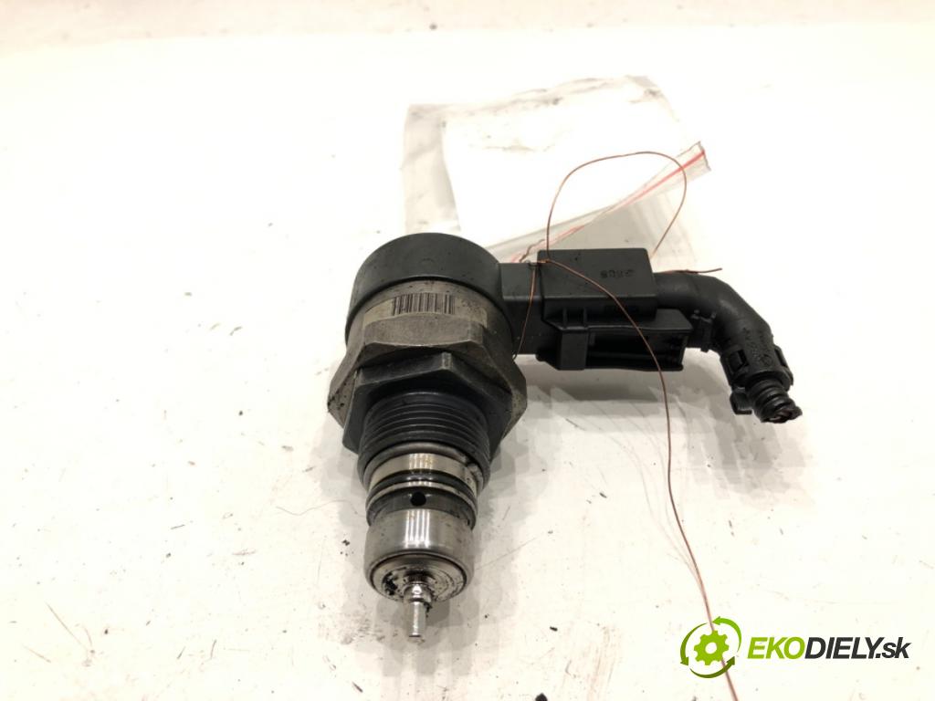 BMW X3 (E83) 2003 - 2011    xDrive 20 d 130 kW [177 KM] olej napędowy 2008 - 2010  Regulátor tlaku paliva 0281002949 (Ostatné)