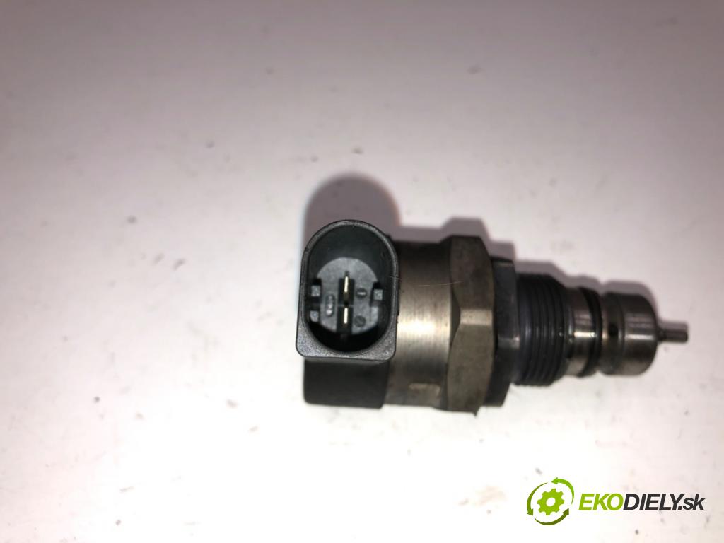 BMW X3 (E83) 2003 - 2011    xDrive 20 d 130 kW [177 KM] olej napędowy 2008 - 2010  Regulátor tlaku paliva 0281002949 (Ostatné)