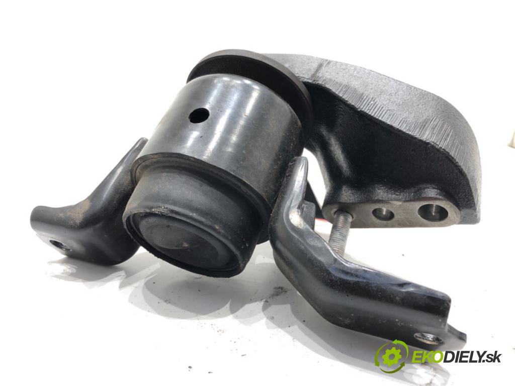 TOYOTA YARIS (_P13_) 2010 - 2022    1.5 (NSP131_) 82 kW [112 KM] benzyna 2017 - 2022  AirBag Motor  (Držiaky motora)