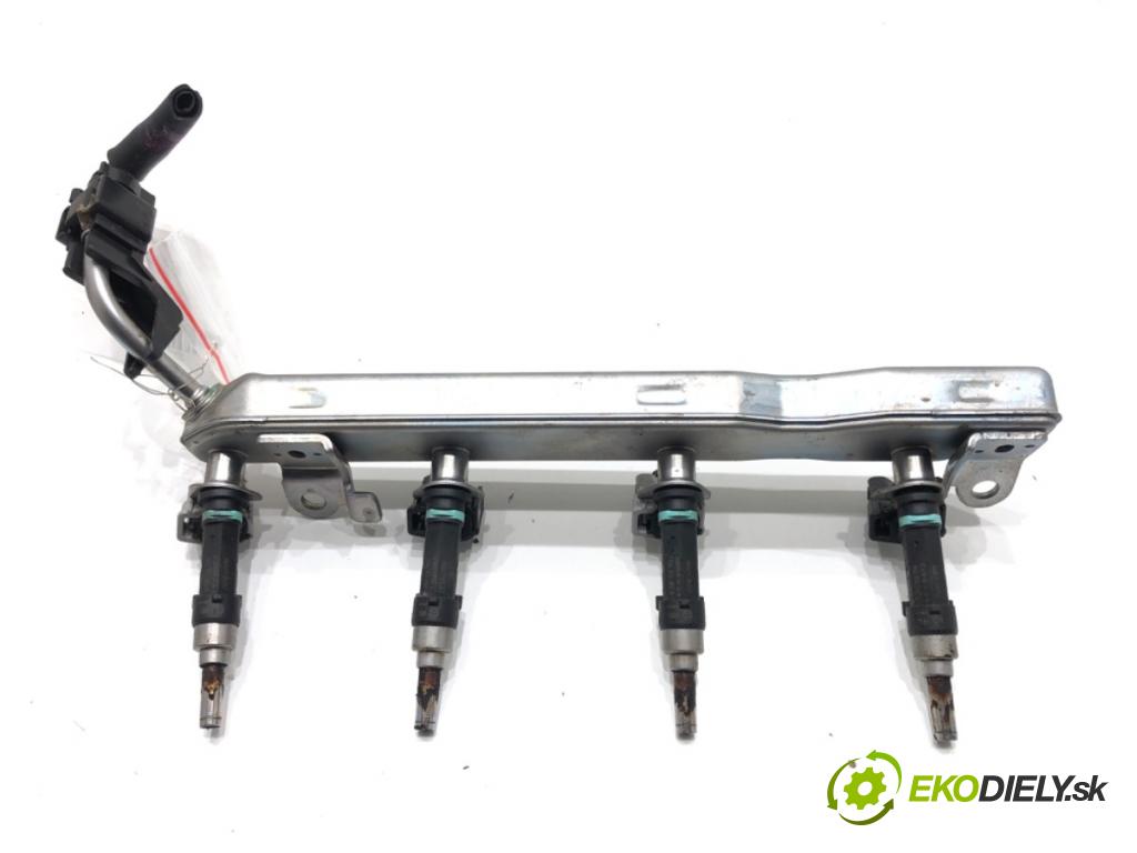 TOYOTA YARIS (_P13_) 2010 - 2022    1.5 (NSP131_) 82 kW [112 KM] benzyna 2017 - 2022  Lišta vstrekovacia 23250-47090 (Vstrekovacie lišty)