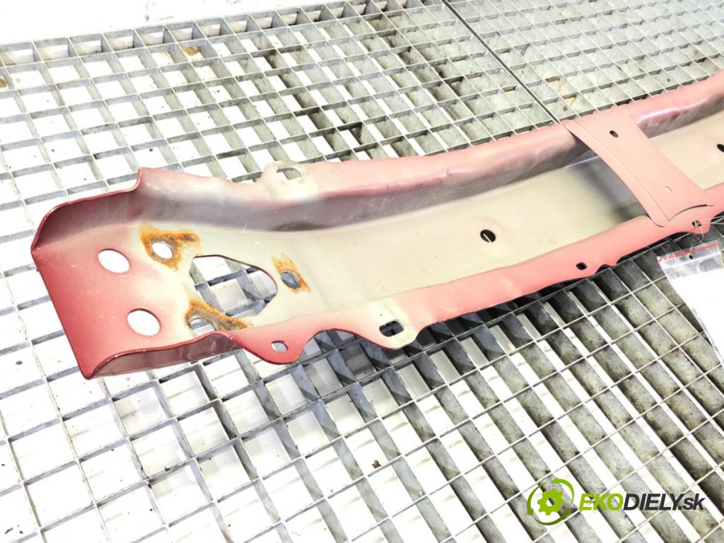 TOYOTA YARIS (_P13_) 2010 - 2022    1.5 (NSP131_) 82 kW [112 KM] benzyna 2017 - 2022  výztuha nárazníka přední část  (Výztuhy přední)