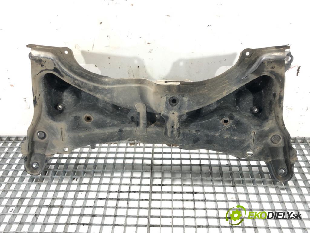 TOYOTA YARIS (_P13_) 2010 - 2022    1.5 (NSP131_) 82 kW [112 KM] benzyna 2017 - 2022  výztuha pod motor  (Výztuhy přední)