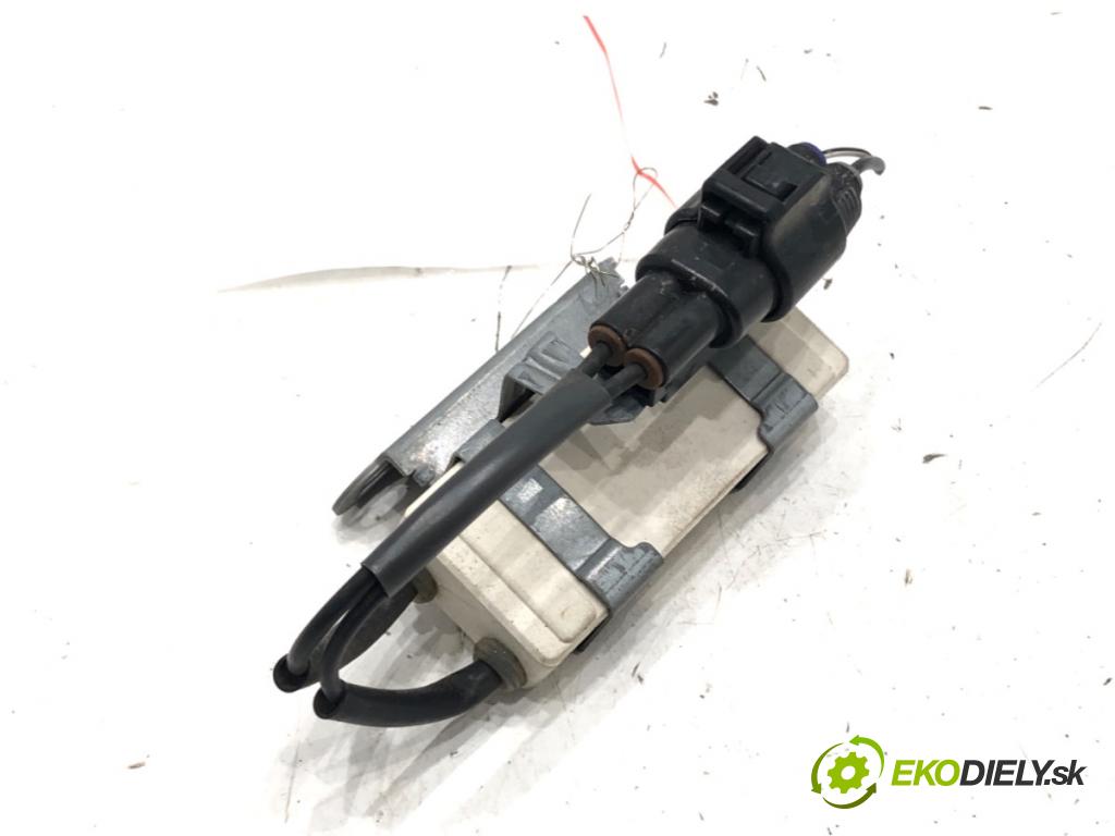 TOYOTA YARIS (_P13_) 2010 - 2022    1.5 (NSP131_) 82 kW [112 KM] benzyna 2017 - 2022  Modul Riadiaca jednotka klimatizácie 246810-7970A (Ostatné)