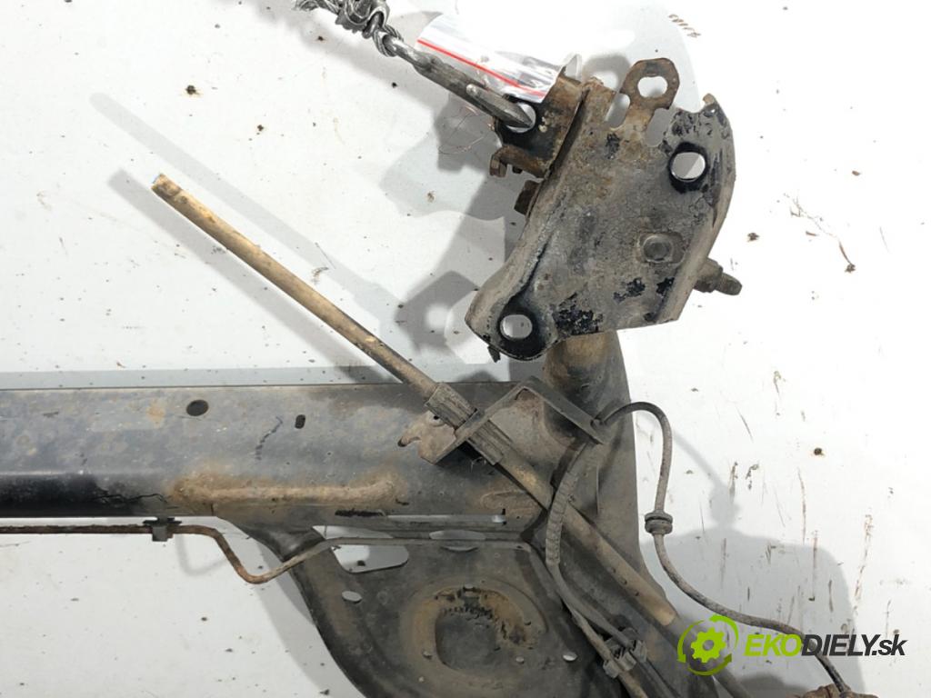 RENAULT CLIO III (BR0/1, CR0/1) 2005 - 2014    1.2 16V (BR02, BR0J, BR11, CR02, CR0J, CR11) 55 kW [75 KM] benzyna 2005 - 2014  výztuha zadní část