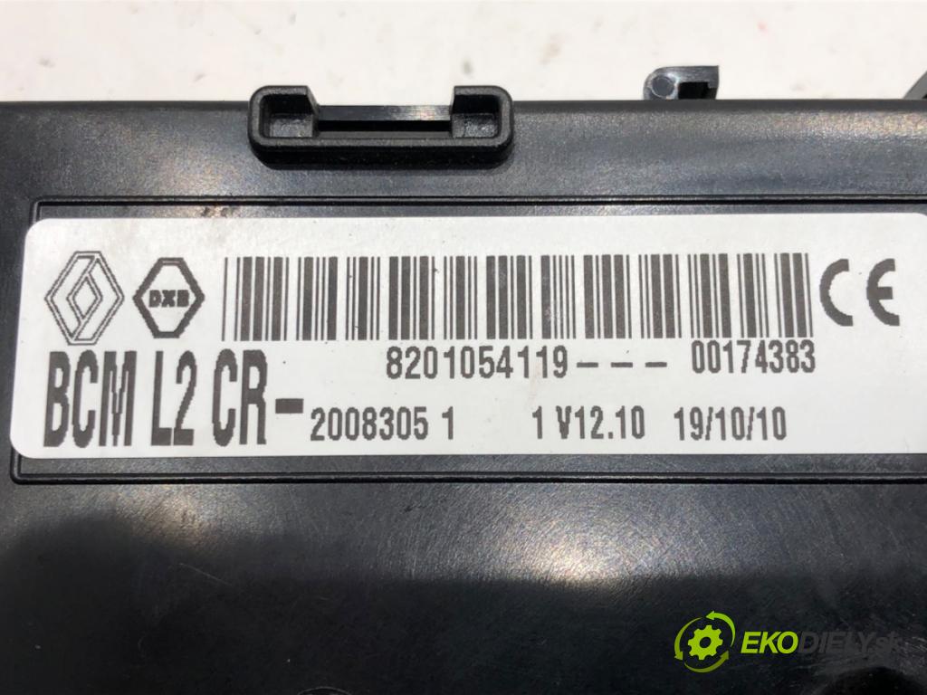RENAULT CLIO III (BR0/1, CR0/1) 2005 - 2014    1.2 16V (BR02, BR0J, BR11, CR02, CR0J, CR11) 55 kW [75 KM] benzyna 2005 - 2014  Modul BCM 8201054119 (Ostatné)
