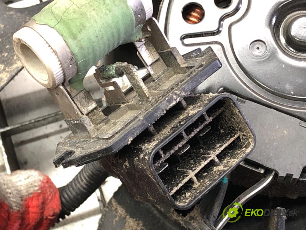 HYUNDAI i30 (PDE, PD, PDEN) 2016 - 2022    1.4 MPI 74 kW [100 KM] benzyna 2016 - 2022  Ventilátor chladiča A005540 (Ventilátory)