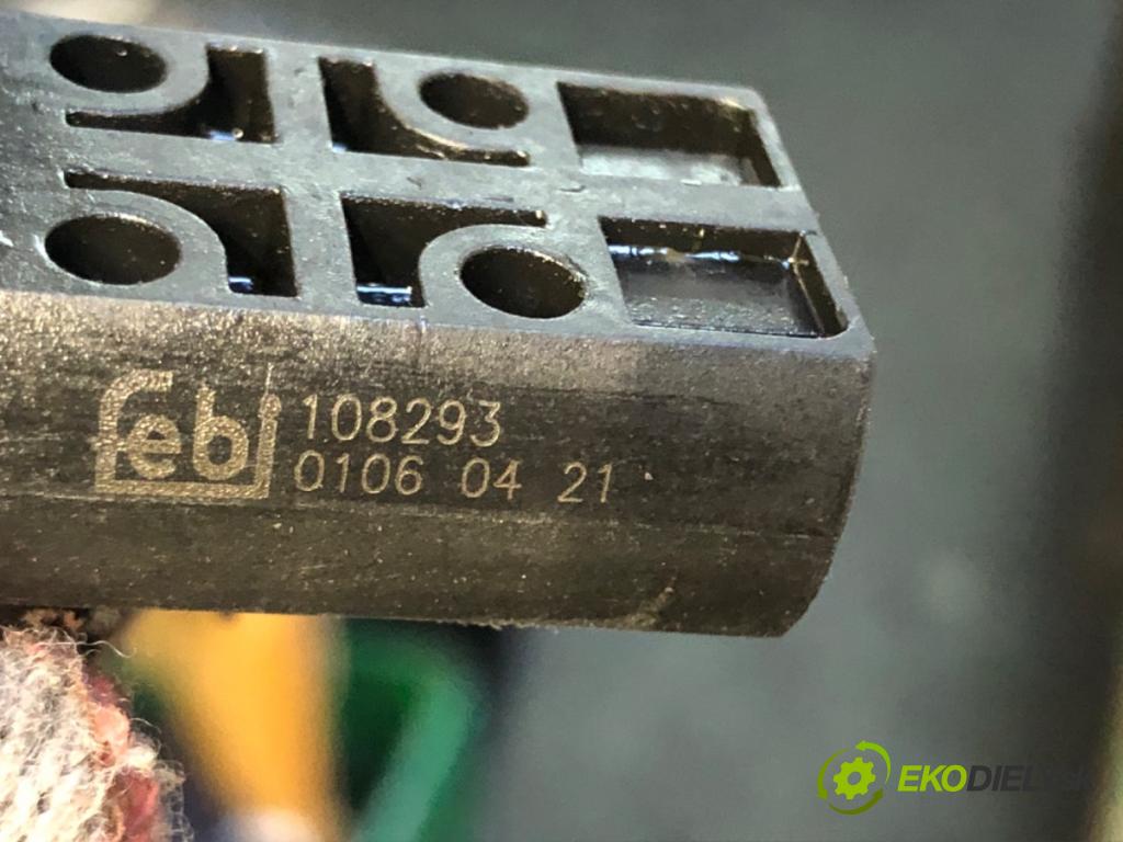 NISSAN MURANO I (Z50) 2002 - 2009    3.5 172 kW [234 KM] benzyna 2003 - 2007  snímač pozice vačkového hřídele  (Snímače polohy kliky, vačky)