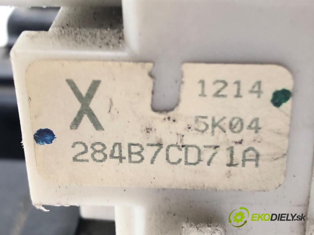 NISSAN MURANO I (Z50) 2002 - 2009    3.5 172 kW [234 KM] benzyna 2003 - 2007  skříňka poistková 284B7CD71A (Pojistkové skříňky)