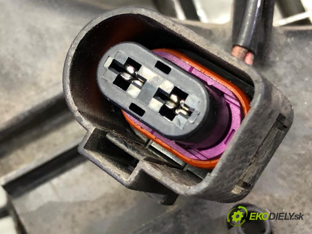 SEAT ALTEA (5P1) 2004 - 2022    1.6 75 kW [102 KM] benzyna 2004 - 2022  Ventilátor chladiča 1K0121207J (Ventilátory)