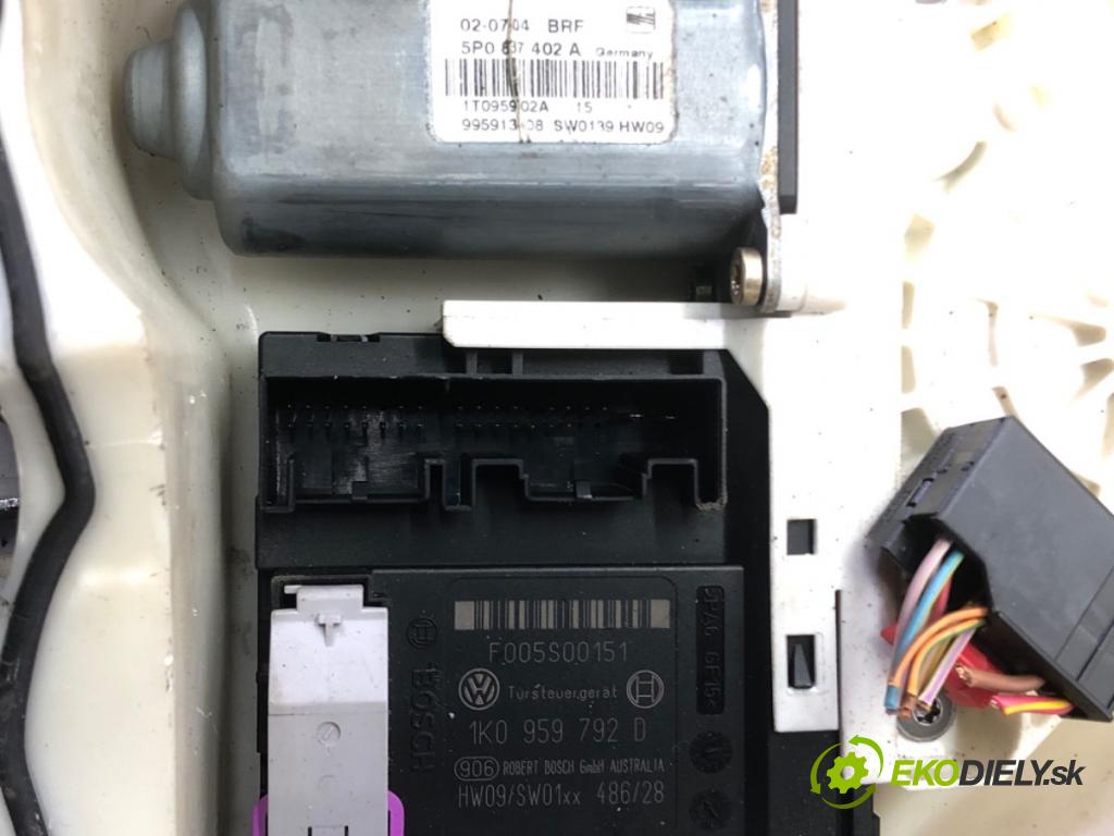 SEAT ALTEA (5P1) 2004 - 2022    1.6 75 kW [102 KM] benzyna 2004 - 2022  mechanismus okna pravý přední část