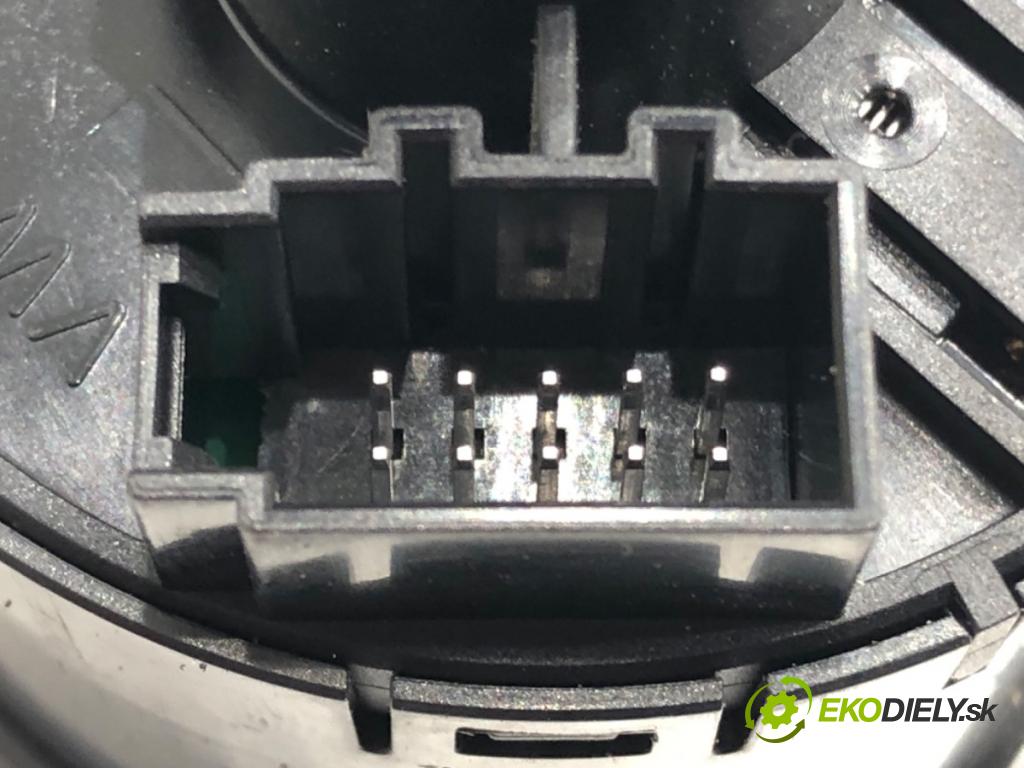 SKODA OCTAVIA III Combi (5E5, 5E6) 2012 - 2022    2.0 TDI 110 kW [150 KM] olej napędowy 2012 - 2022  spínač světel 5E0941431F