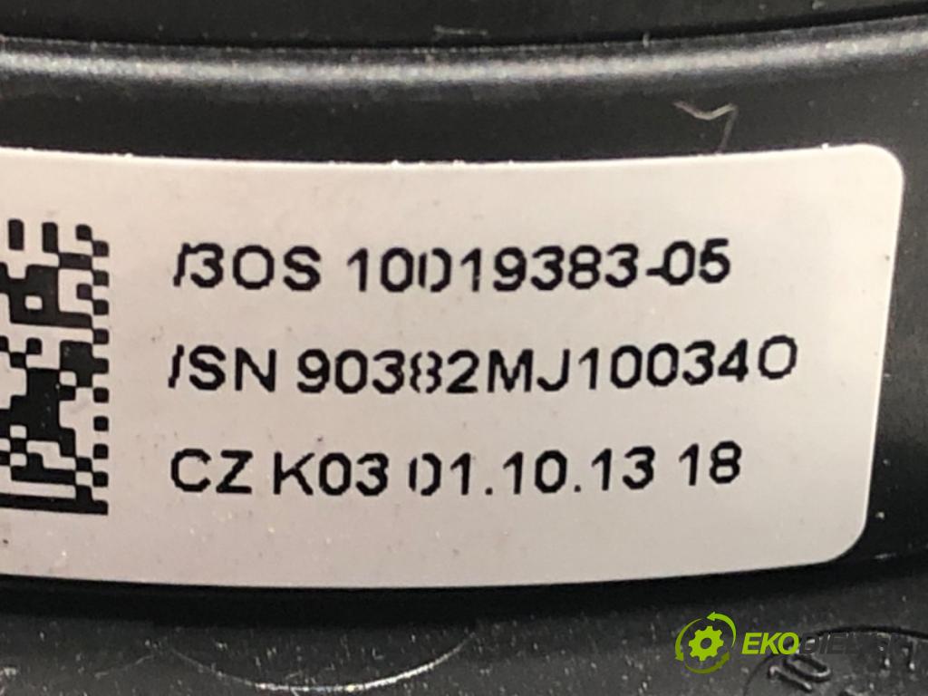 SKODA OCTAVIA III Combi (5E5, 5E6) 2012 - 2022    2.0 TDI 110 kW [150 KM] olej napędowy 2012 - 2022  Krúžok, slimák airbag 10019383-05 (Airbagy)