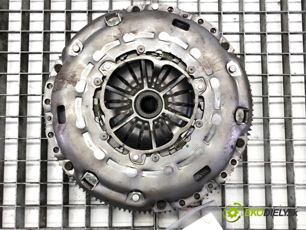 SKODA OCTAVIA III Combi (5E5, 5E6) 2012 - 2022    2.0 TDI 110 kW [150 KM] olej napędowy 2012 - 2022  Spojková sada (bez ložiska) 04L105266B (Kompletné sady (bez ložiska))