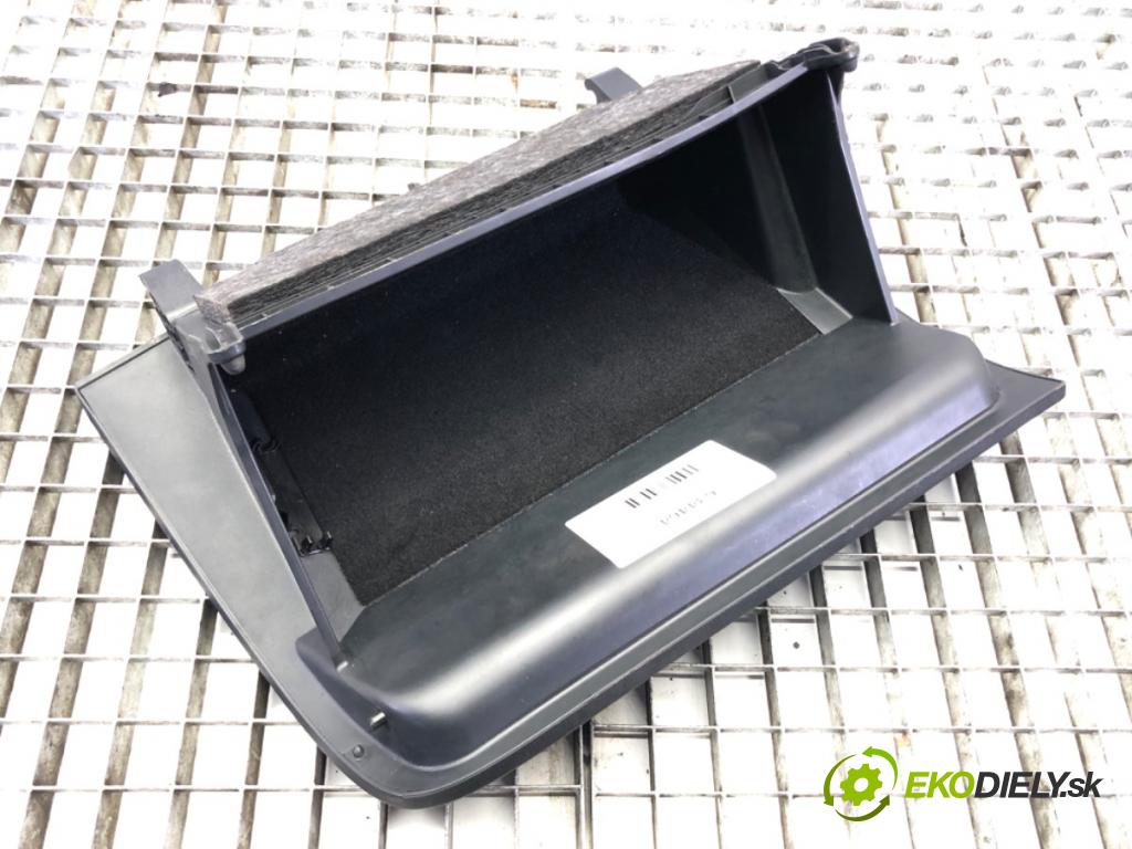 SKODA OCTAVIA III Combi (5E5, 5E6) 2012 - 2022    2.0 TDI 110 kW [150 KM] olej napędowy 2012 - 2022  Priehradka, kastlík spolujazdca  (Priehradky, kastlíky)