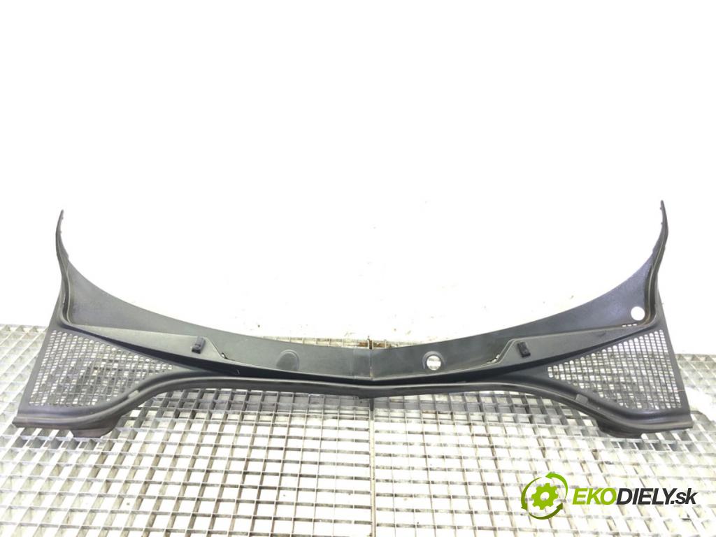 SKODA OCTAVIA III Combi (5E5, 5E6) 2012 - 2022    2.0 TDI 110 kW [150 KM] olej napędowy 2012 - 2022  Torpédo, plast pod čelné okno 5E1819416A (Torpéda)