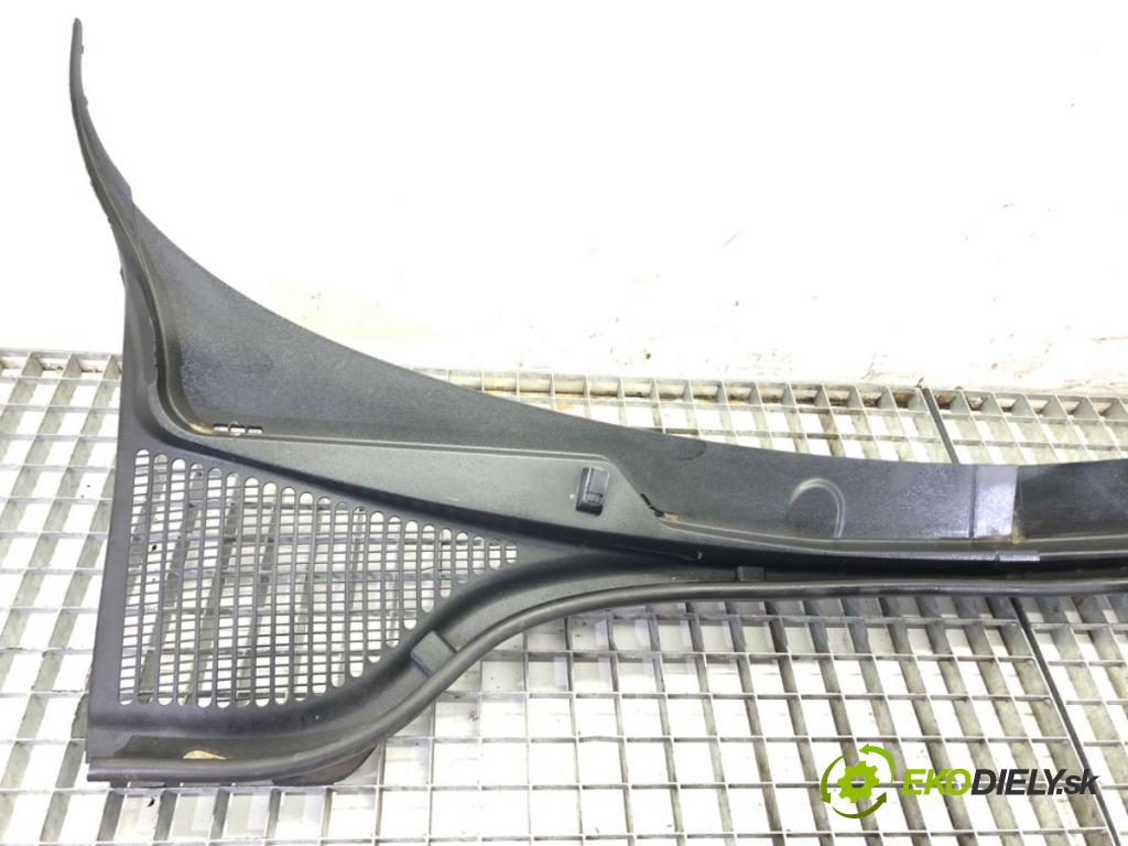 SKODA OCTAVIA III Combi (5E5, 5E6) 2012 - 2022    2.0 TDI 110 kW [150 KM] olej napędowy 2012 - 2022  Torpédo, plast pod čelné okno 5E1819416A (Torpéda)