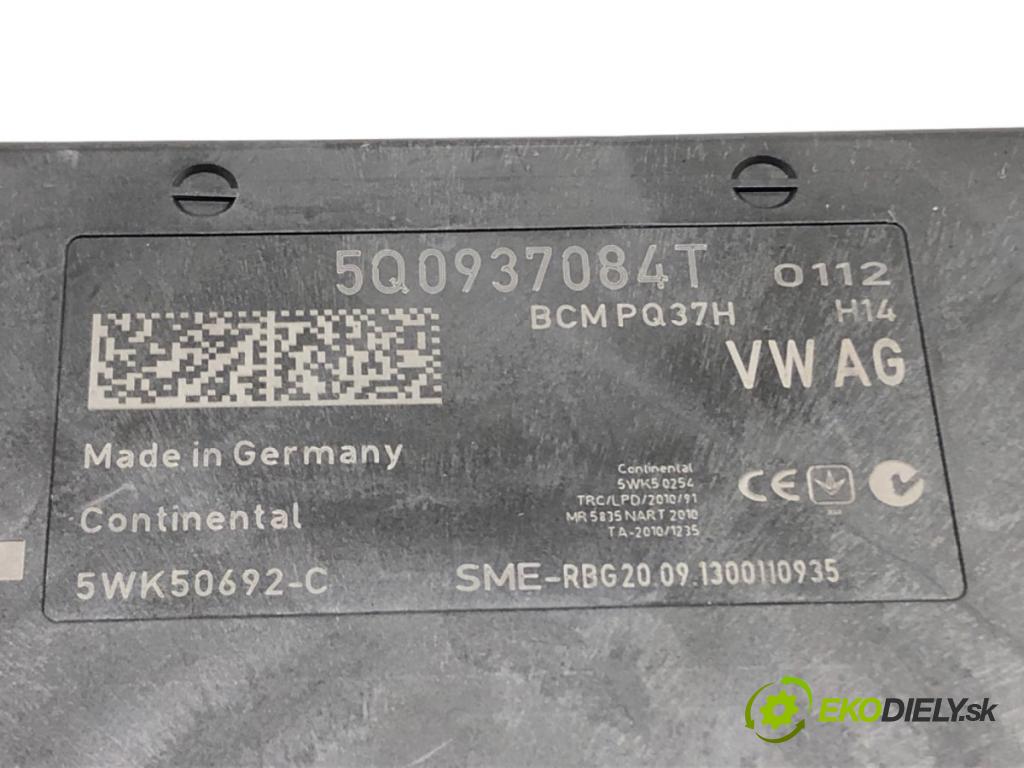 SKODA OCTAVIA III Combi (5E5, 5E6) 2012 - 2022    2.0 TDI 110 kW [150 KM] olej napędowy 2012 - 2022  Modul komfortu 5Q0937084T (Moduly komfortu)