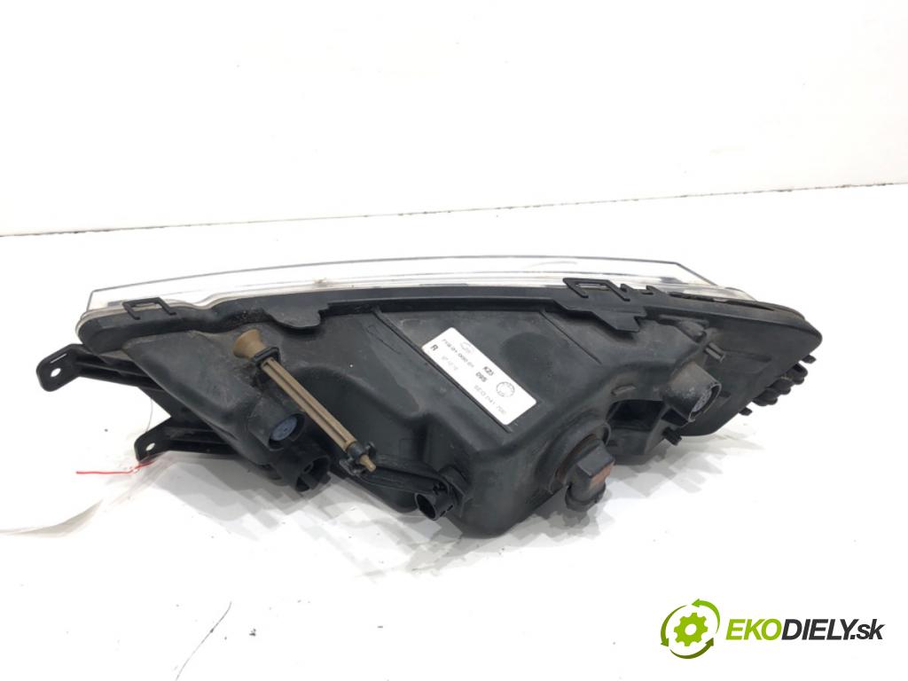SKODA OCTAVIA III Combi (5E5, 5E6) 2012 - 2022    2.0 TDI 110 kW [150 KM] olej napędowy 2012 - 2022  hmlové svetlo, hmlovka pravý přední část 5E0941700