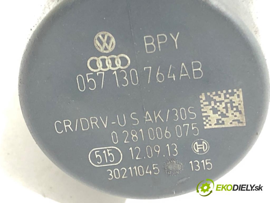SKODA OCTAVIA III Combi (5E5, 5E6) 2012 - 2022    2.0 TDI 110 kW [150 KM] olej napędowy 2012 - 2022  Snímač tlaku paliva 057130764AB (Snímače)