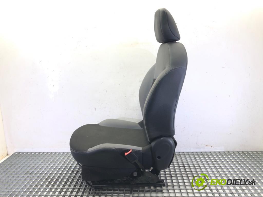 CITROEN C3 II (SC_) 2009 - 2022    1.4 HDi 70 50 kW [68 KM] olej napędowy 2009 - 2022  Sedadlo pravy predný
