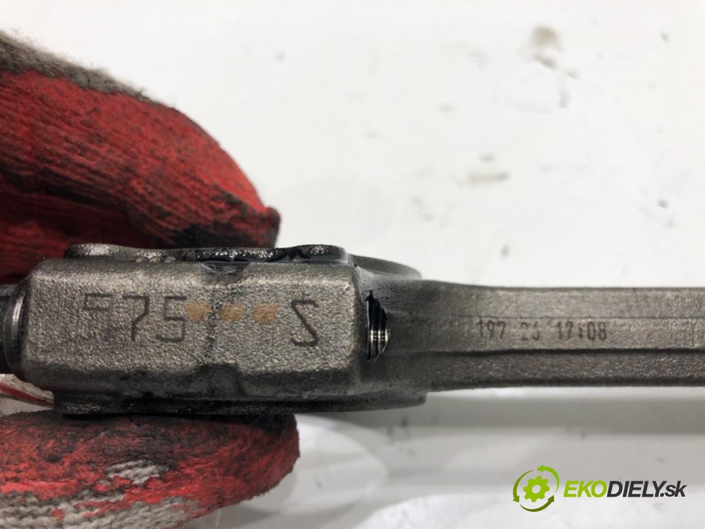 RENAULT CLIO IV (BH_) 2012 - 2022    1.5 dCi 110 81 kW [110 KM] olej napędowy 2016 - 2022  PIEST: ojnica K9K646 (Piest)