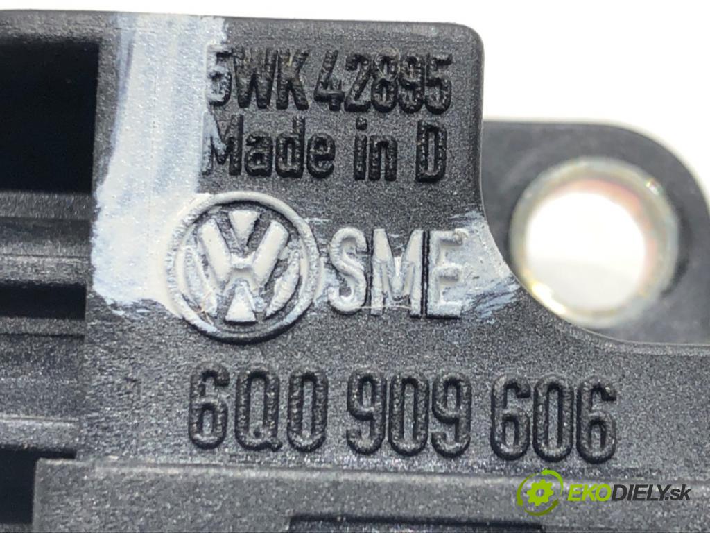 VW POLO (9N_, 9A_) 2001 - 2014    1.4 TDI 55 kW [75 KM] olej napędowy 2001 - 2005  Snímač nárazu 6Q0909606 (Snímače nárazu)