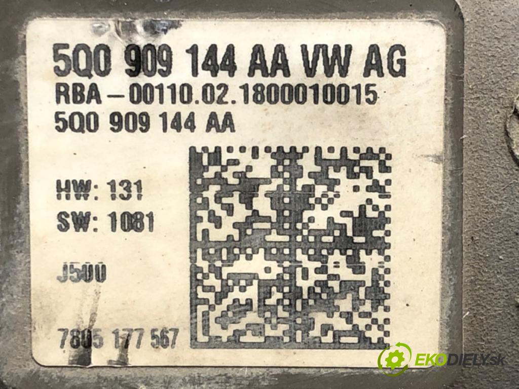 VW GOLF VII Variant (BA5, BV5) 2013 - 2022    1.6 TDI 85 kW [115 KM] olej napędowy 2016 - 2022  Pumpa servočerpadlo 5Q0909144AA (Servočerpadlá, pumpy riadenia)