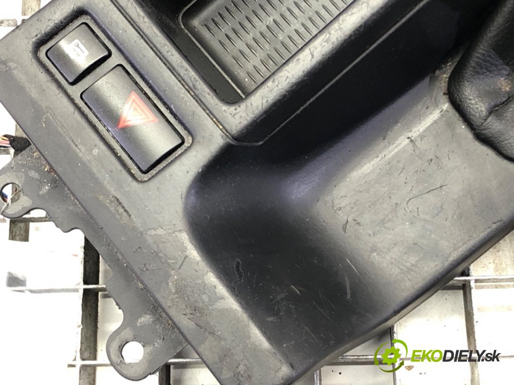 BMW 3 (E46) 1997 - 2005    318 i 105 kW [143 KM] benzyna 2001 - 2005  Tunel stredový 8230955 (Stredový tunel / panel)