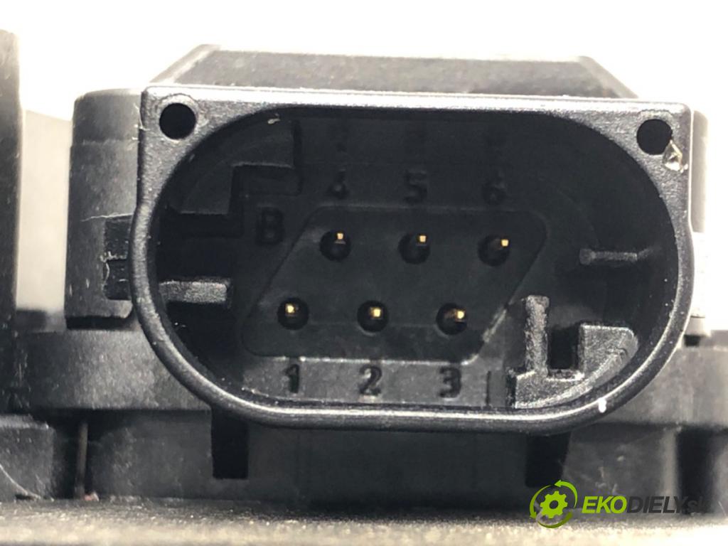 MINI MINI (R50, R53) 2001 - 2006    Cooper 85 kW [116 KM] benzyna 2001 - 2006  Potenciometer plynu  (Pedále)