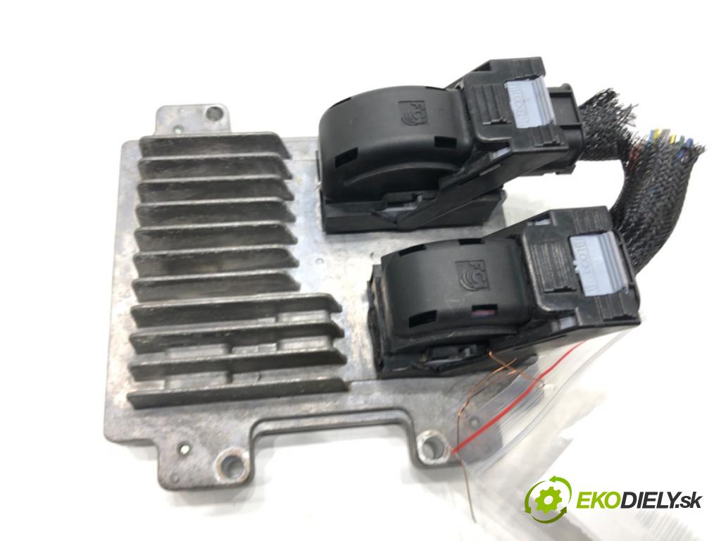 OPEL ASTRA J Sports Tourer (P10) 2010 - 2015    1.6 Turbo (35) 132 kW [180 KM] benzyna 2010 - 2015  riadiaca jednotka Motor 12647212 (Riadiace jednotky)
