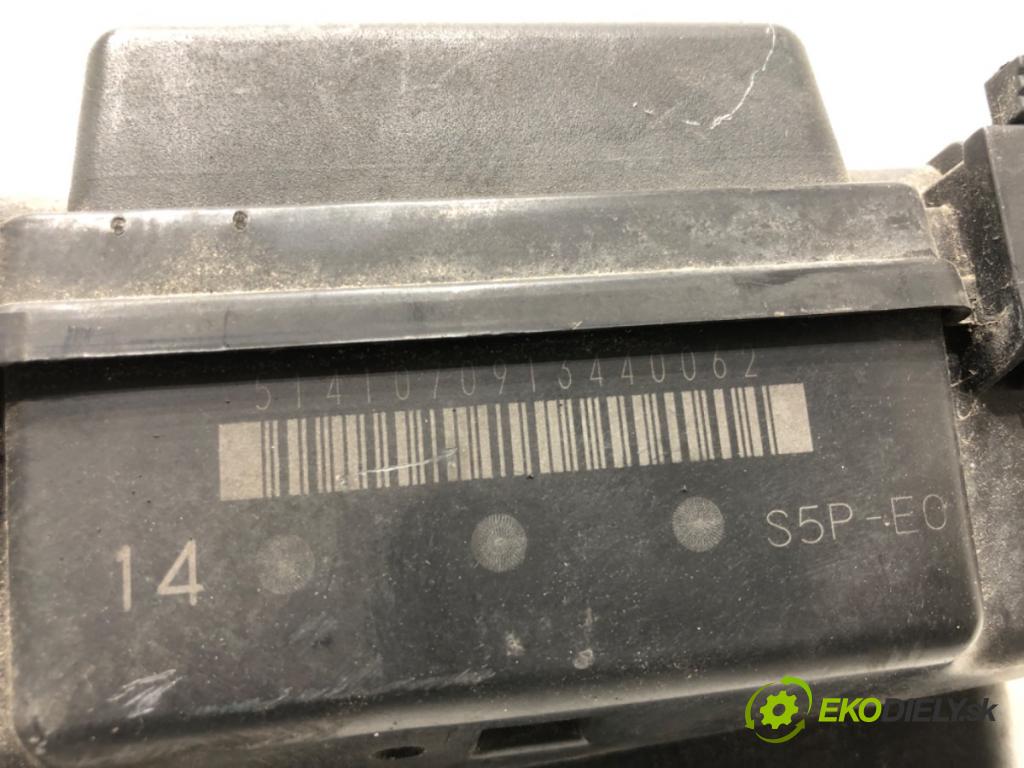 HONDA CIVIC VII coupe (EM2) 2001 - 2005    1.6 i (EM1) 81 kW [110 KM] benzyna 2001 - 2005  skříňka poistková S5P-E0 (Pojistkové skříňky)