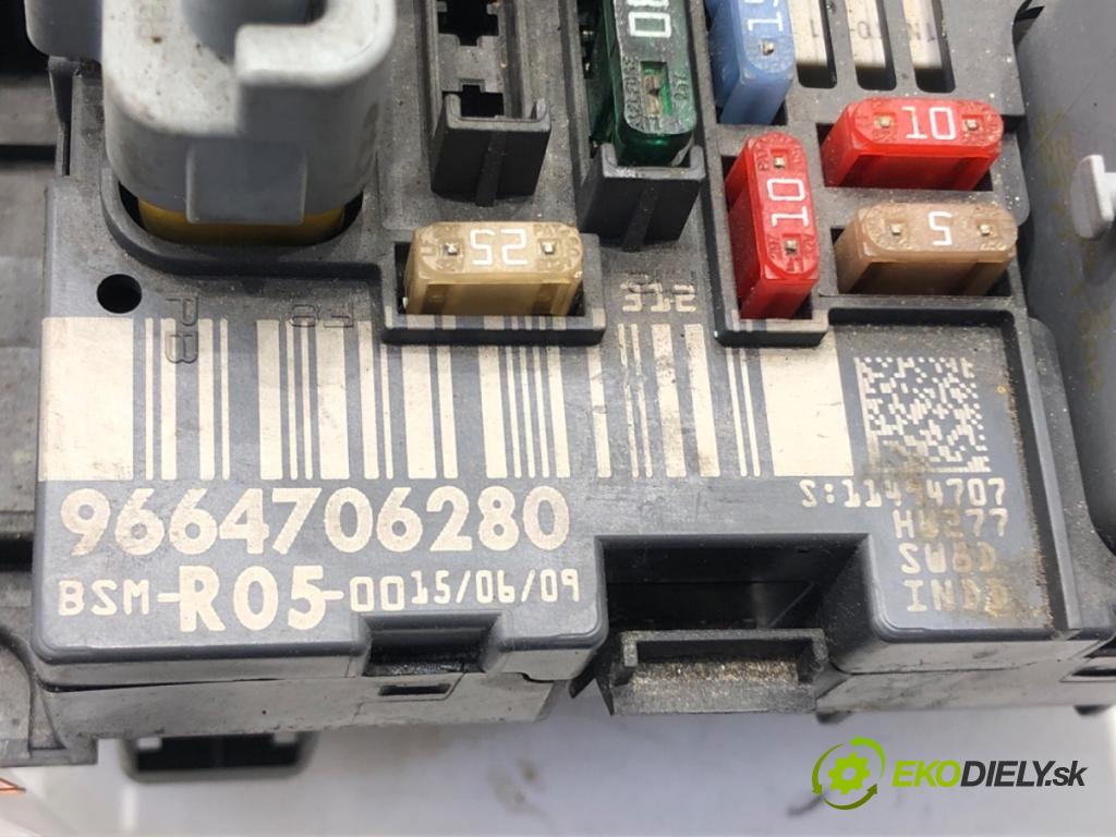 PEUGEOT 308 I (4A_, 4C_) 2007 - 2016    1.6 16V 88 kW [120 KM] benzyna 2007 - 2014  modul BSM 9664706280 (Ostatní)