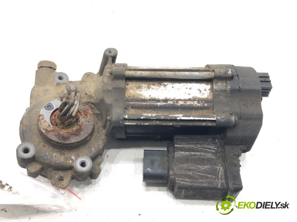 VW PASSAT B6 Variant (3C5) 2005 - 2011    2.0 TDI 103 kW [140 KM] olej napędowy 2005 - 2009  Motor servočerpadlo 7805477238