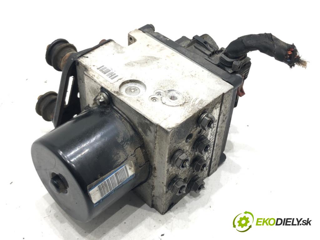 VW PASSAT B6 Variant (3C5) 2005 - 2011    2.0 TDI 103 kW [140 KM] olej napędowy 2005 - 2009  Pumpa ABS 3C0614109A (Pumpy ABS)