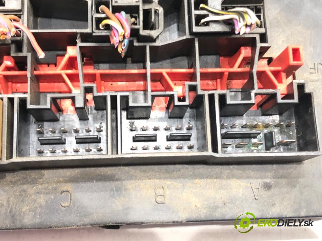 VW PASSAT B6 Variant (3C5) 2005 - 2011    2.0 TDI 103 kW [140 KM] olej napędowy 2005 - 2009  Modul BORDNETZ 3C0937049AE (Ostatné)