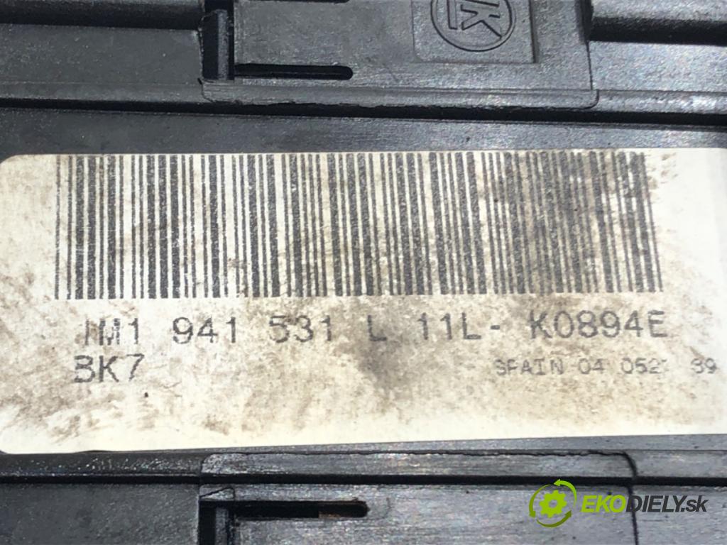 AUDI A3 (8L1) 1996 - 2006    1.9 TDI 74 kW [100 KM] olej napędowy 2000 - 2003  spínač světel 1M1941531L