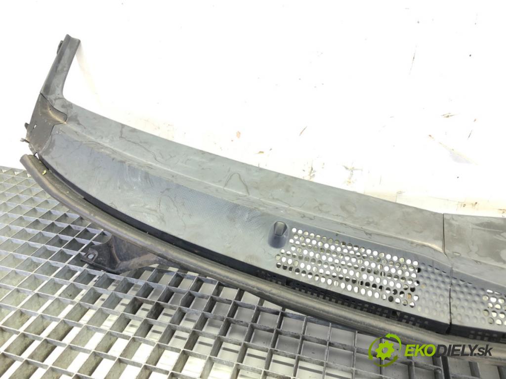 HONDA JAZZ II (GD_, GE3, GE2) 2001 - 2008    1.3 iDSi (GD1) 61 kW [83 KM] benzyna 2002 - 2008  Torpédo, plast pod čelné okno  (Torpéda)