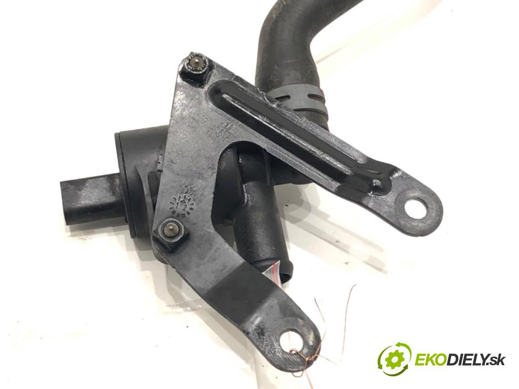 AUDI A6 C7 (4G2, 4GC) 2010 - 2018    2.0 TDI 130 kW [177 KM] olej napędowy 2011 - 2018  Magnetický ventil vody 4H0121671B (Ostatné)