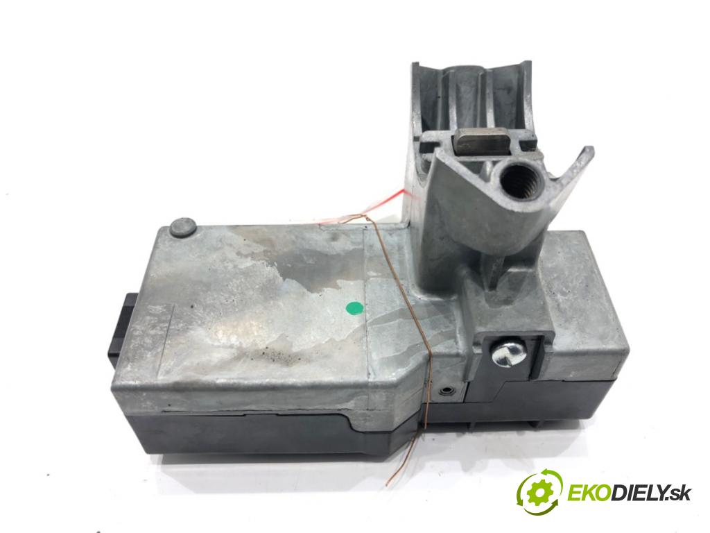 JEEP COMPASS (MP, M6) 2016 - 2022    1.3 2WD 110 kW [150 KM] benzyna 2020 - 2022  blokáda volantu 50154862 (Ostatné)