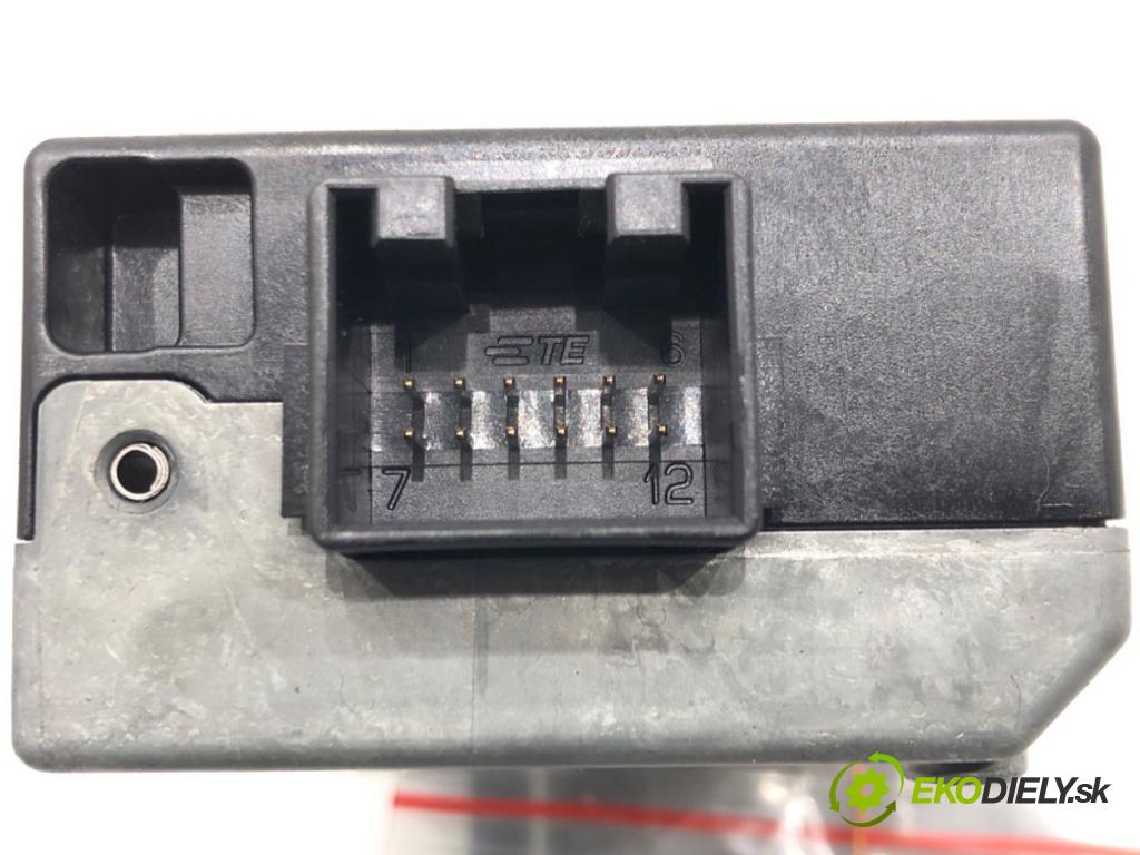 JEEP COMPASS (MP, M6) 2016 - 2022    1.3 2WD 110 kW [150 KM] benzyna 2020 - 2022  blokáda volantu 50154862 (Ostatné)