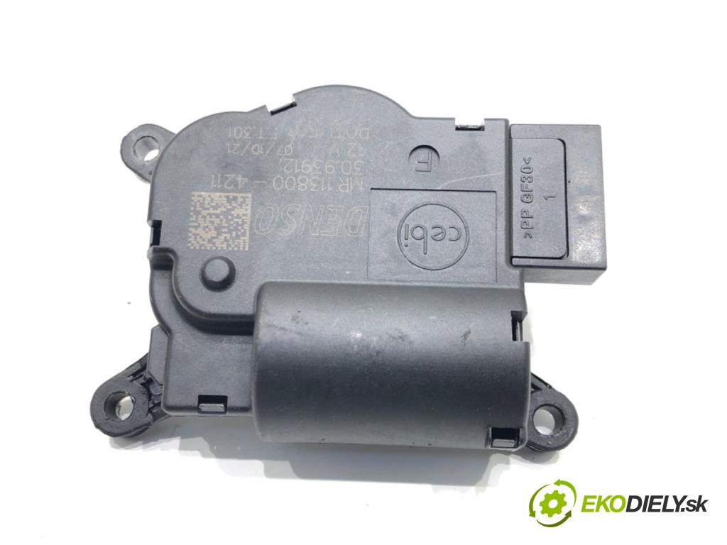 JEEP COMPASS (MP, M6) 2016 - 2022    1.3 2WD 110 kW [150 KM] benzyna 2020 - 2022  Motorček kúrenia MR113800-4211 (Motorčeky kúrenia)