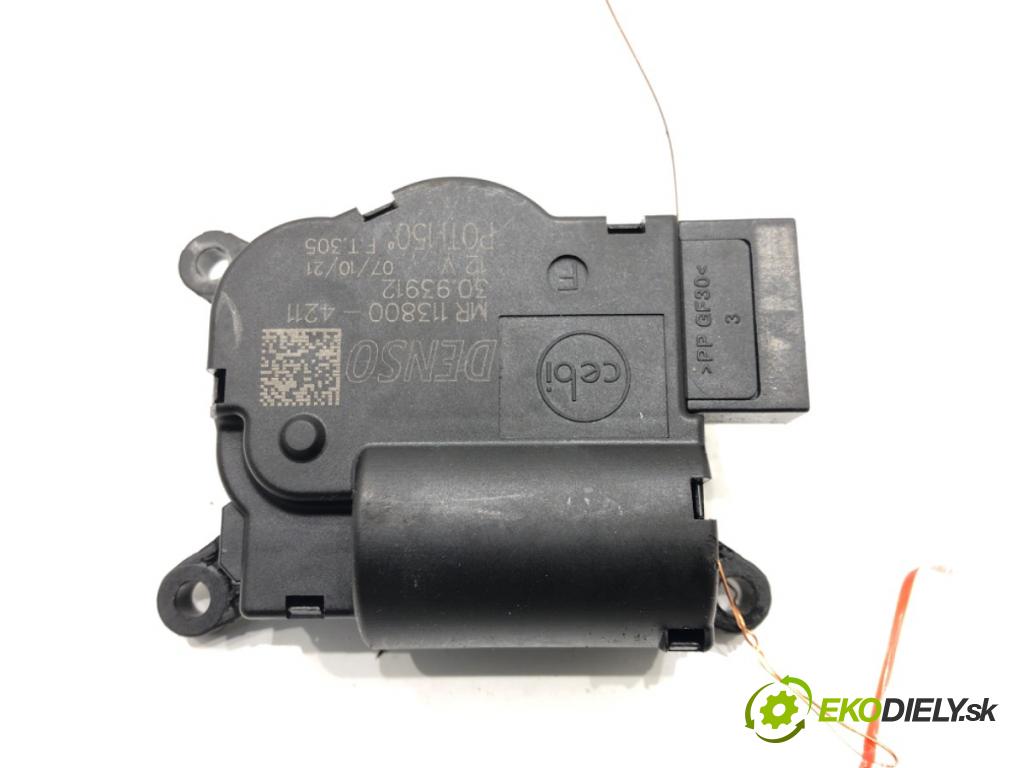 JEEP COMPASS (MP, M6) 2016 - 2022    1.3 2WD 110 kW [150 KM] benzyna 2020 - 2022  Motorček kúrenia MR113800-4211 (Motorčeky kúrenia)