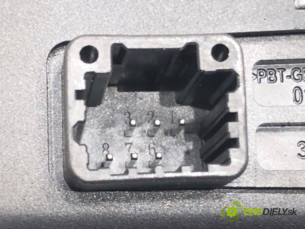 DACIA SANDERO III 2021 - 2022    1.0 TCe 100 ECO-G 74 kW [101 KM] Benzyna / gaz samochodowy (LPG) 2021 - 2022  blokáda volantu 487008065R (Ostatné)