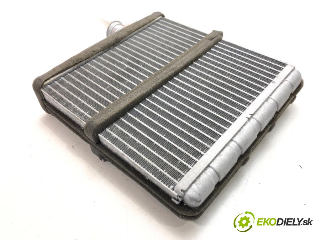 SEAT ARONA (KJ7) 2017 - 2022    1.0 TSI 81 kW [110 KM] benzyna 2020 - 2022  topné těleso radiátor topení FS428001 (Radiátory topení)