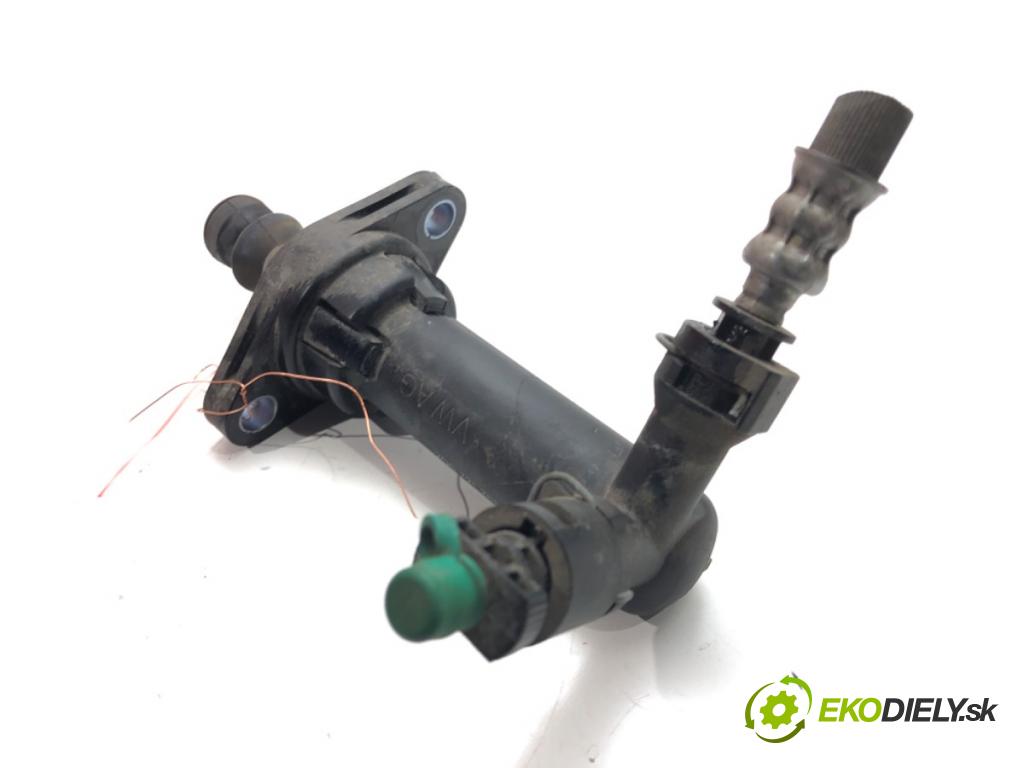 SEAT ARONA (KJ7) 2017 - 2022    1.0 TSI 81 kW [110 KM] benzyna 2020 - 2022  Spojkový valec pumpa spojky 2Q0721261A (Valce a ložiská)