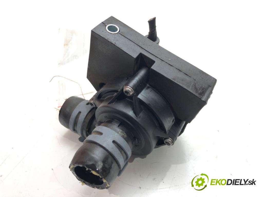 SEAT ARONA (KJ7) 2017 - 2022    1.0 TSI 81 kW [110 KM] benzyna 2020 - 2022  DALŠÍ: pumpa vody 5Q0965567 (Vodní pumpy)